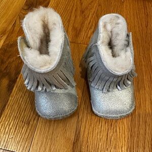 Baby Ugg Fringe Boots (Gold) Size 0/1